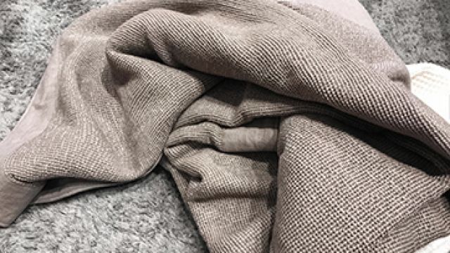 InnoTex knitting Blanket